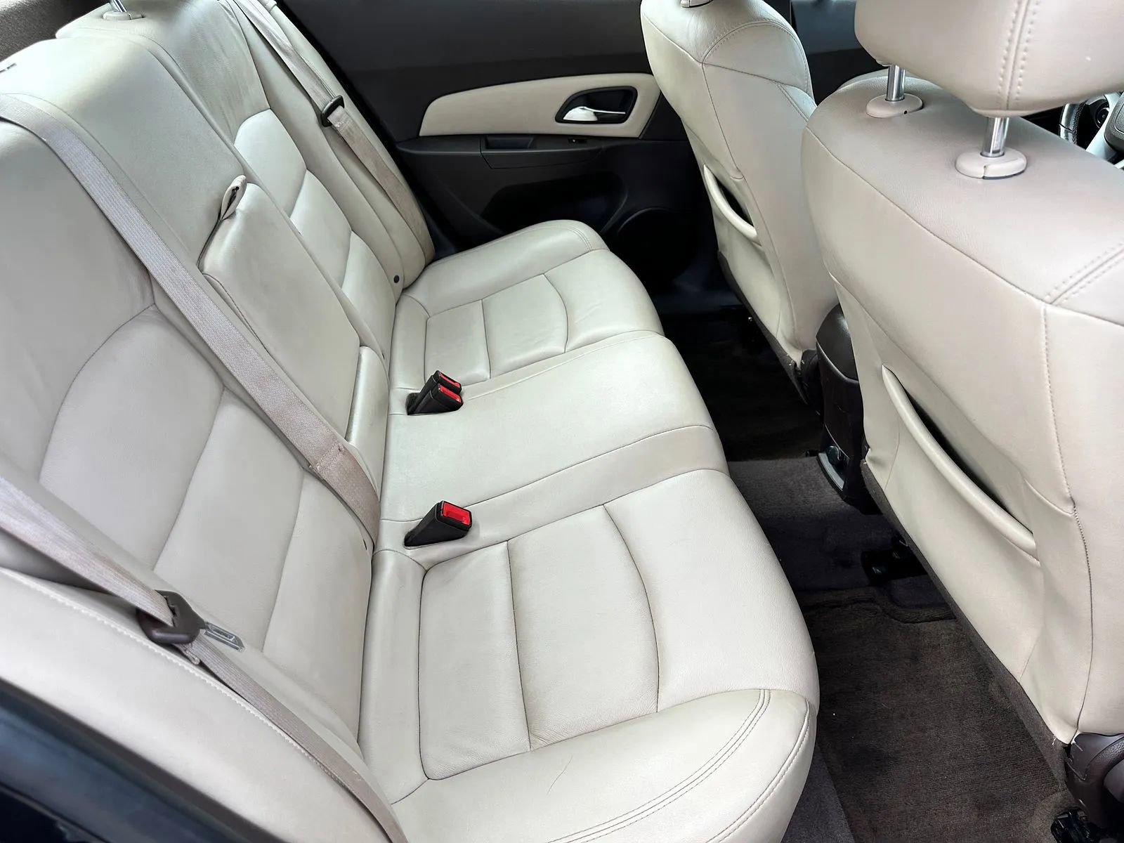 Used 2012 Chevrolet Cruze LTZ FWD image 16