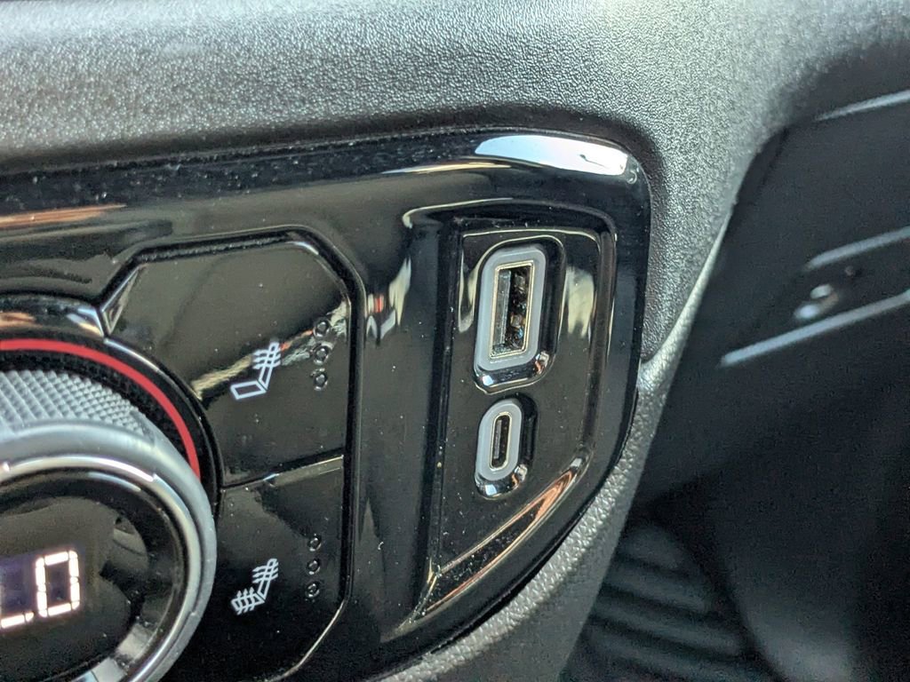 Used 2025 Chevrolet Silverado 2500 LT w/ Convenience Package image 20