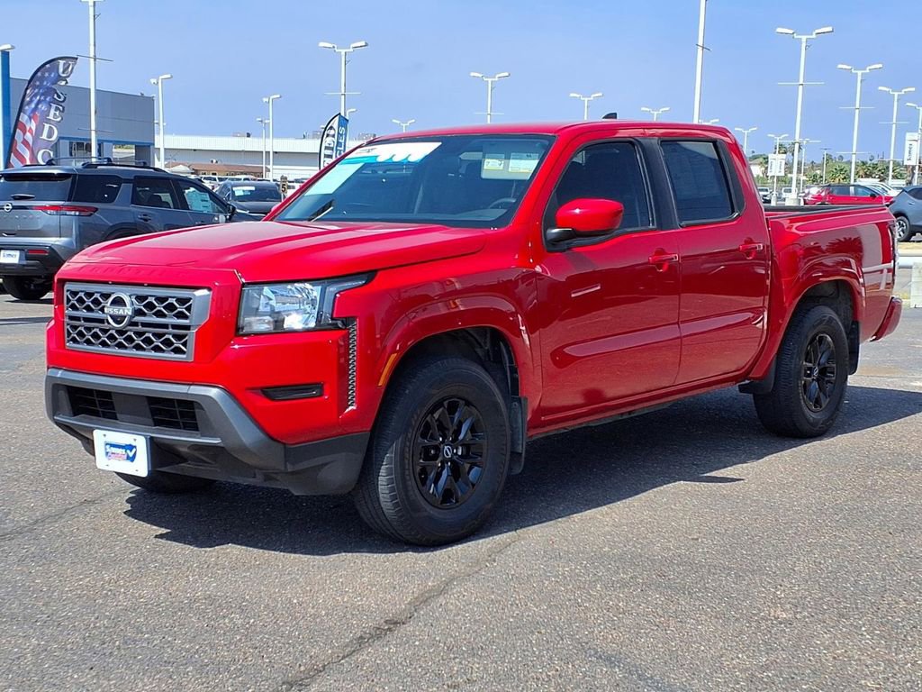 Used 2024 Nissan Frontier SV image 3