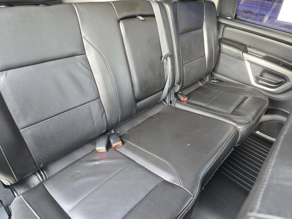 Used 2015 Nissan Titan PRO-4X w/ Pro-4x Luxury Package image 27