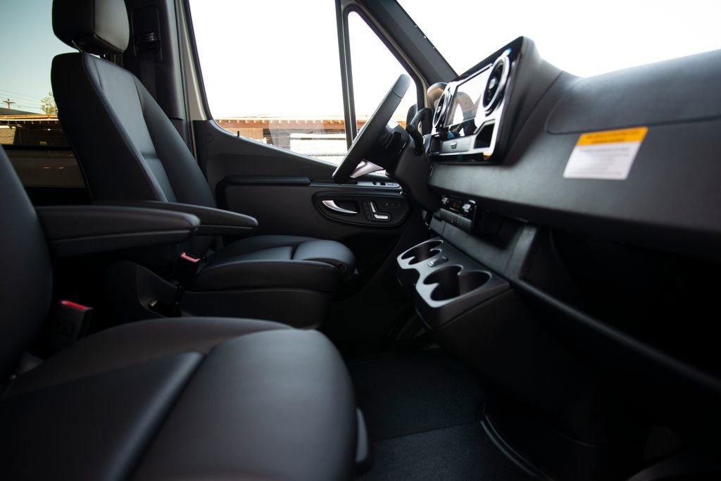 New 2026 Mercedes-Benz Sprinter 2500 image 14