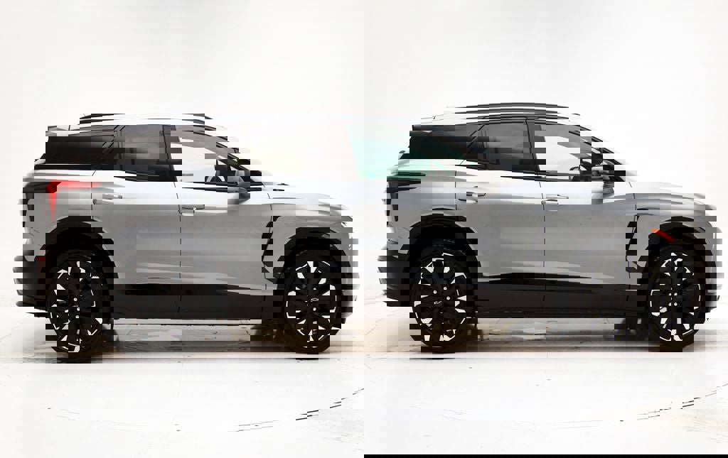 Used 2024 Chevrolet Blazer EV RS video 2