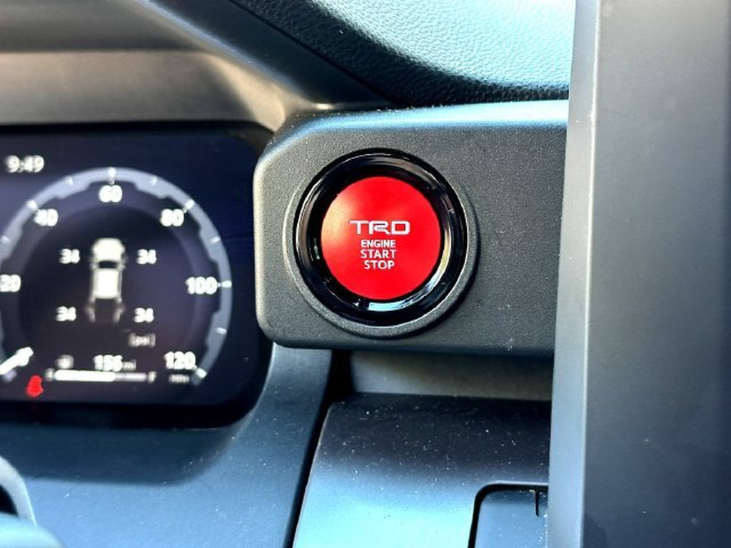 Certified 2025 Toyota Tacoma TRD Sport AWD/4WD image 15