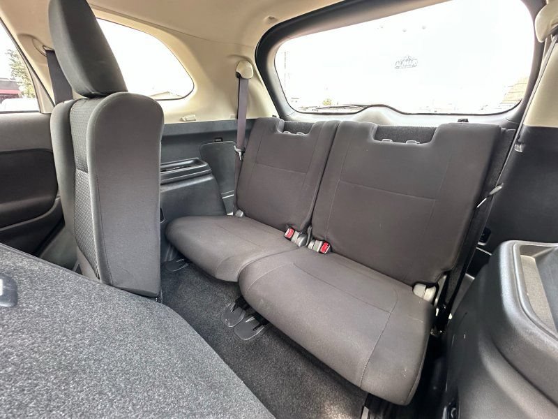 Used 2016 Mitsubishi Outlander SE AWD/4WD image 12