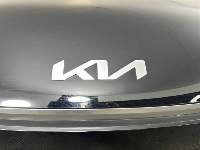 Used 2024 Kia EV9 Wind image 9