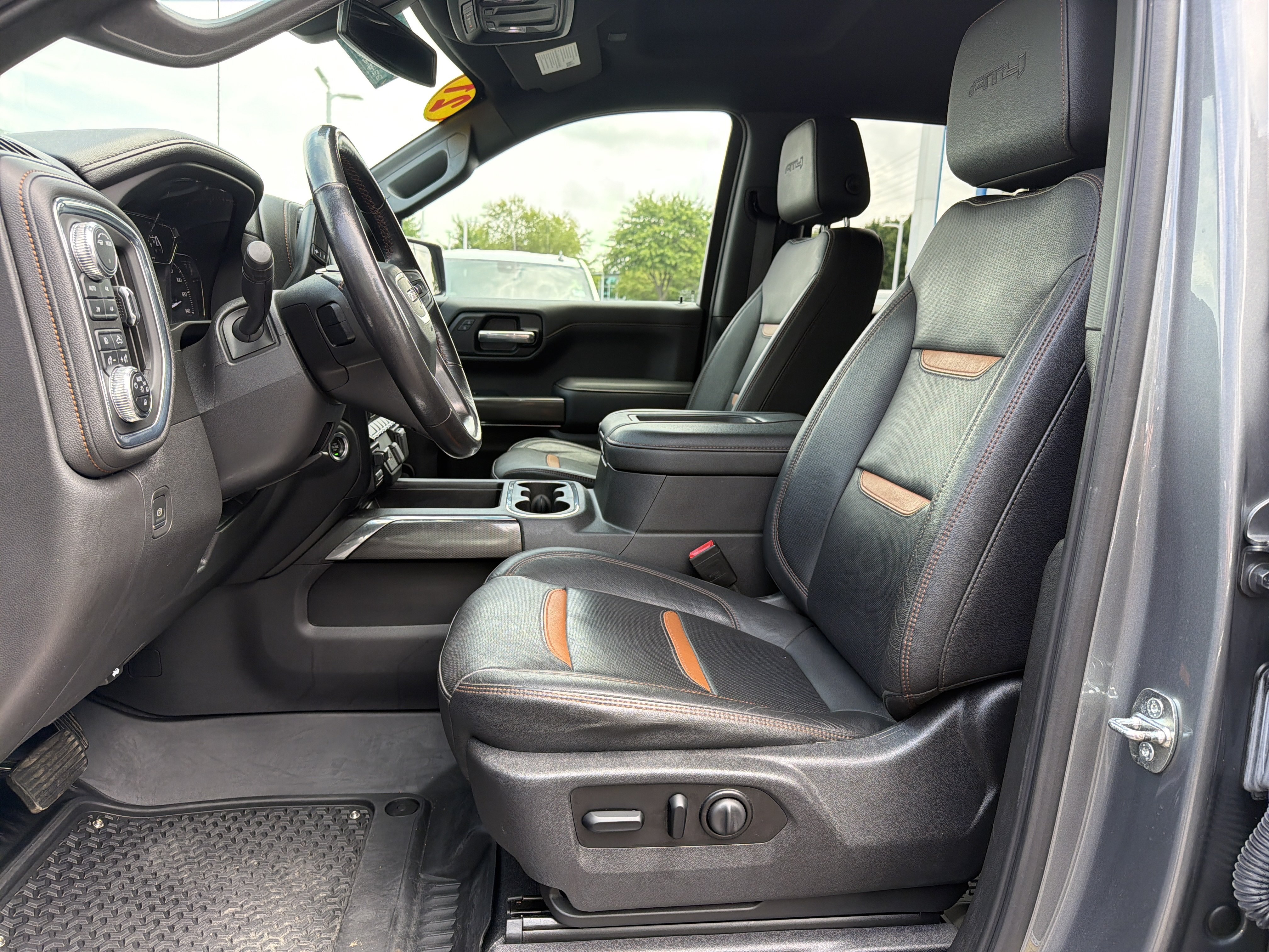 Used 2021 GMC Sierra 1500 AT4 AWD/4WD image 16