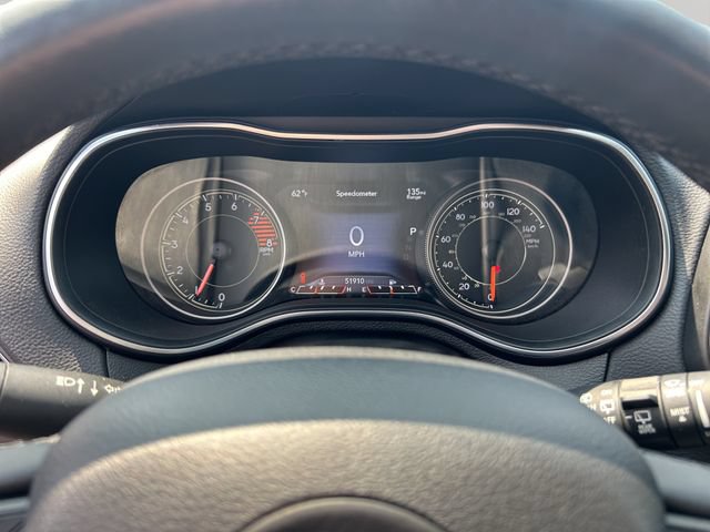 Used 2019 Jeep Cherokee Trailhawk w/ Comfort & Convenience Group AWD/4WD image 16