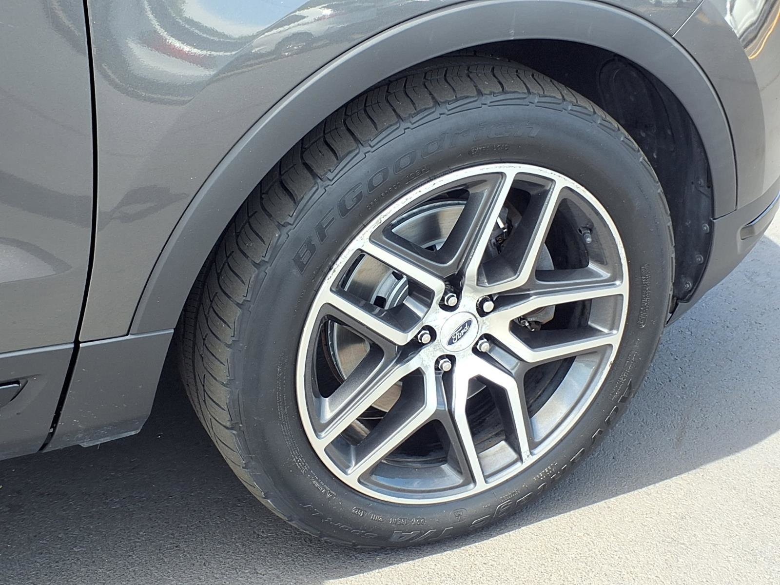 Used 2019 Ford Explorer Sport AWD/4WD image 30