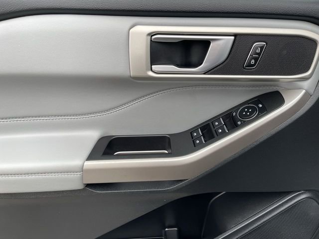 Used 2023 Ford Explorer XLT w/ Equipment Group 202A image 13