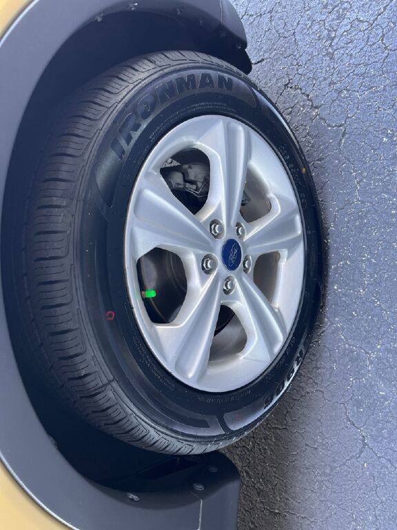 Used 2014 Ford Escape SE image 33