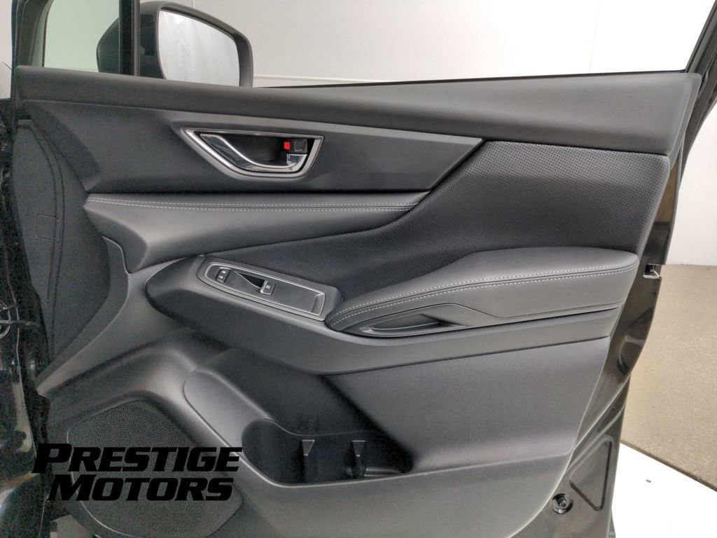 Used 2023 Subaru Ascent Limited AWD/4WD image 27
