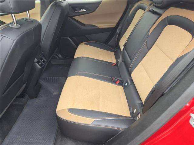 Used 2025 Chevrolet Equinox ACTIV AWD/4WD image 16