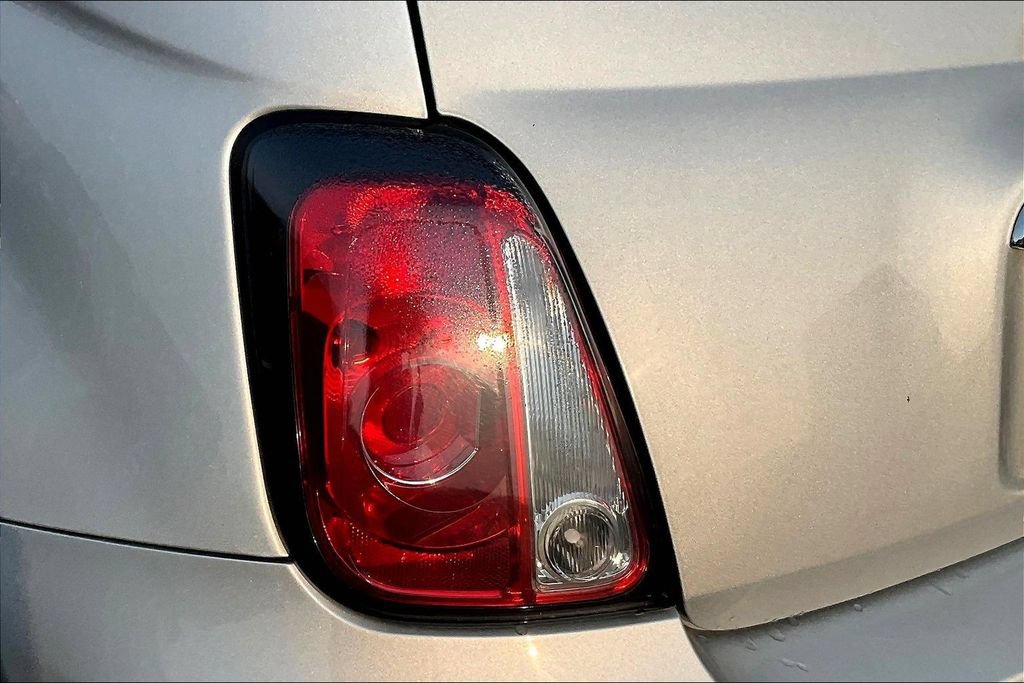 Used 2013 FIAT 500 Turbo w/ Comfort/Convenience Group FWD image 16