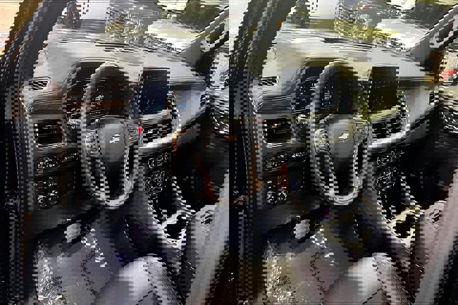 Used 2024 Chevrolet Tahoe High Country AWD/4WD image 17