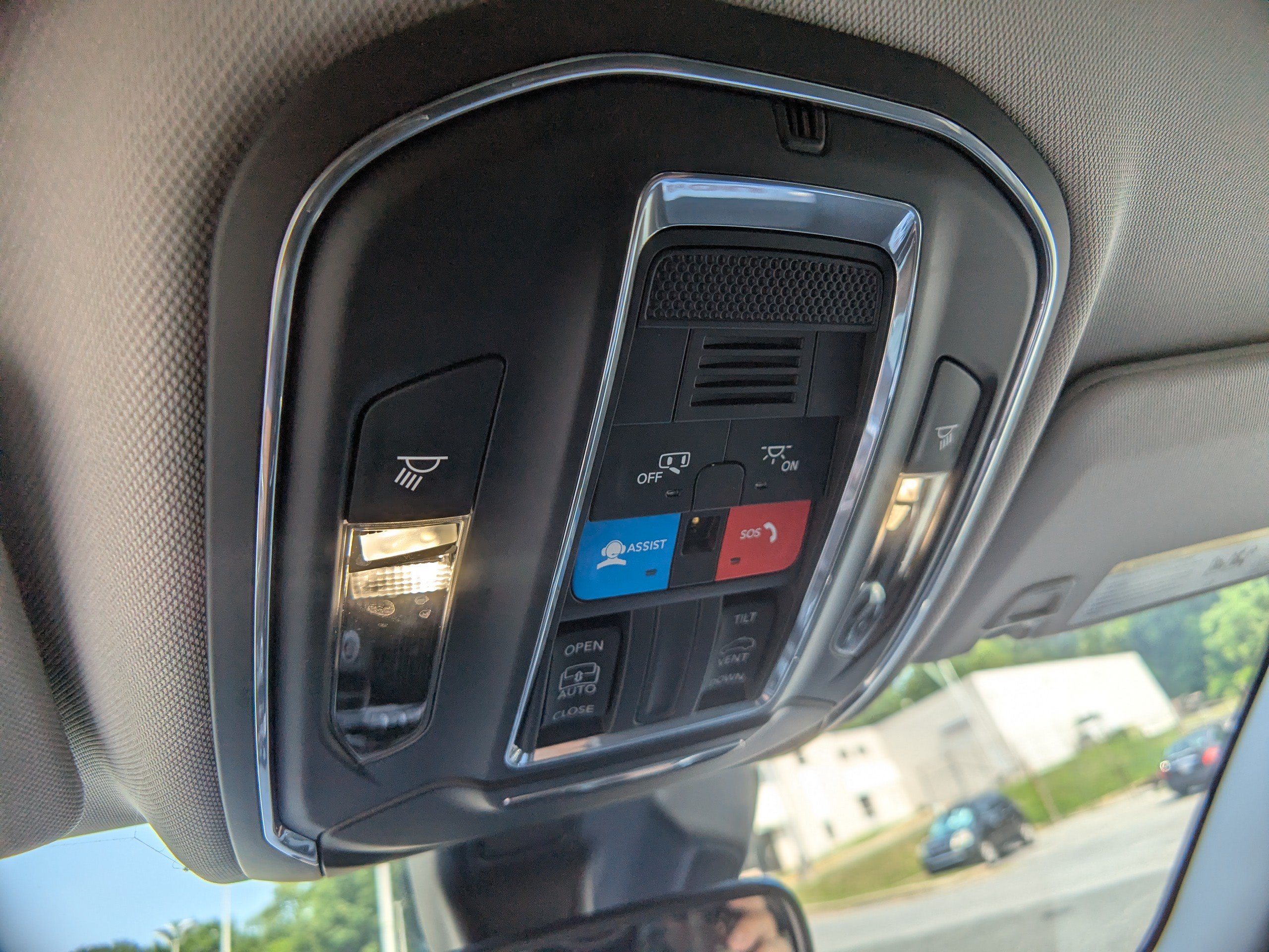Used 2023 Jeep Grand Cherokee Laredo AWD/4WD image 20