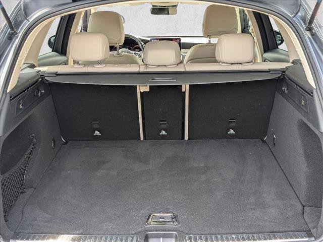 Used 2022 Mercedes-Benz GLC 300 image 6