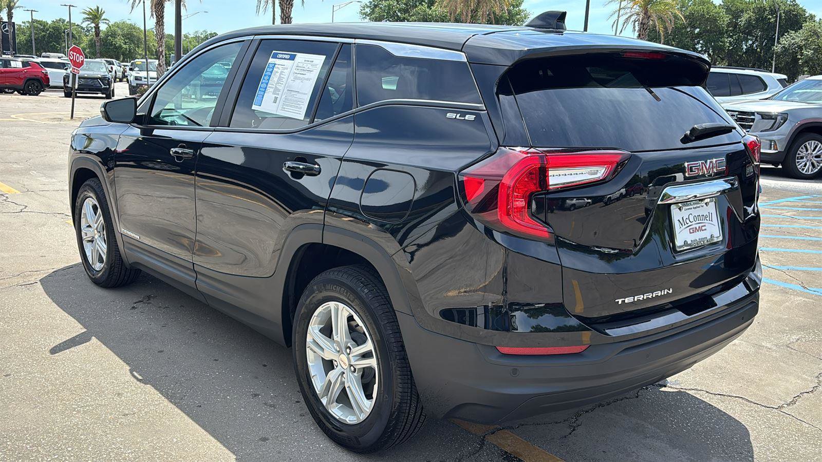 Certified 2023 GMC Terrain SLE FWD image 5