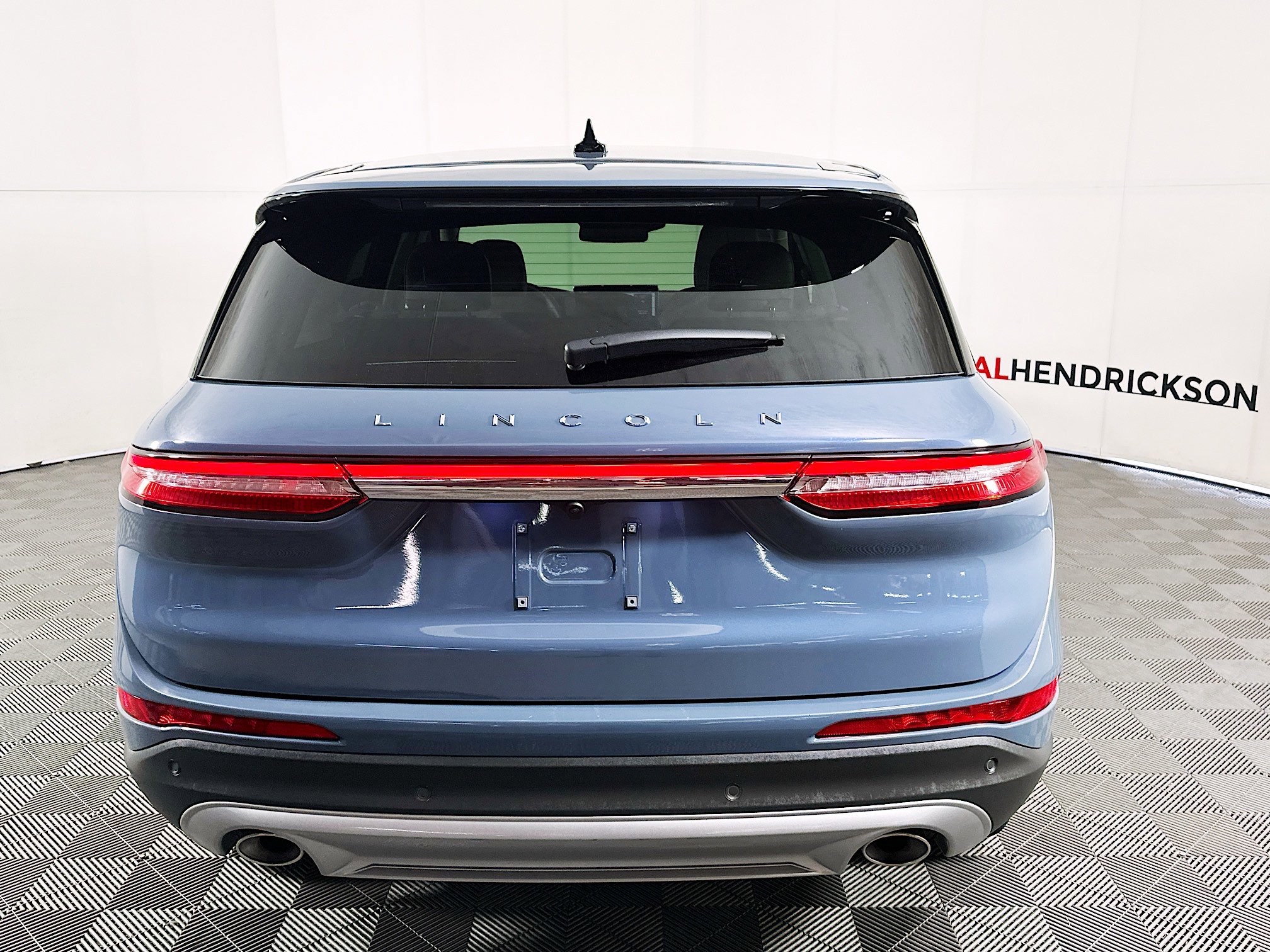 Used 2023 Lincoln Corsair FWD image 4