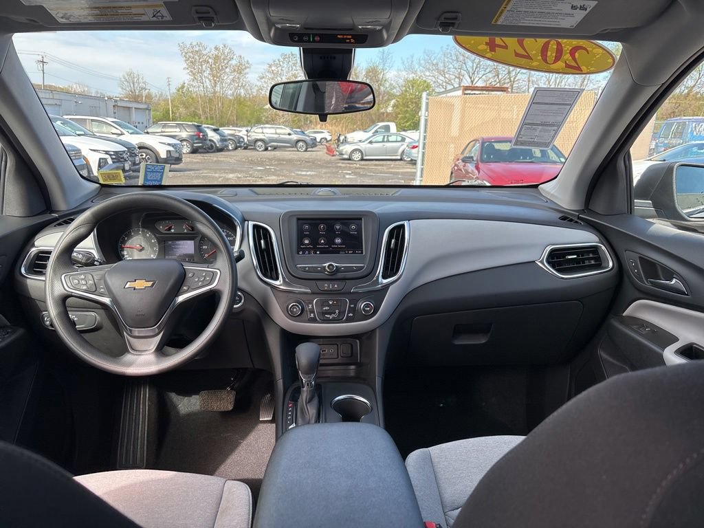 Used 2024 Chevrolet Equinox LS FWD image 35