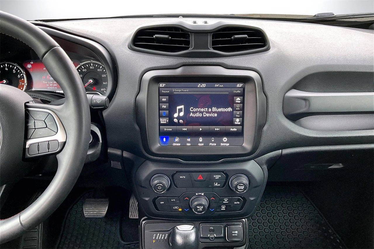 Certified 2023 Jeep Renegade Trailhawk image 12