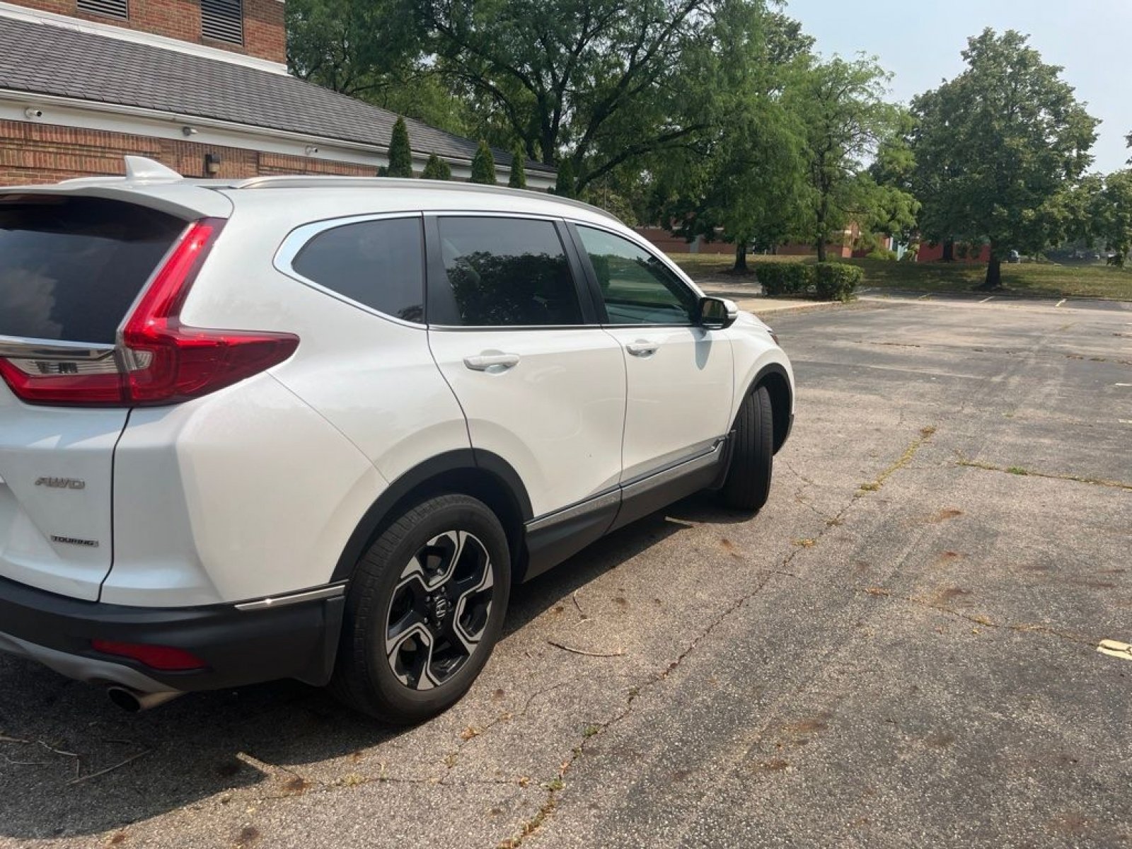 Used 2019 Honda CR-V Touring image 9