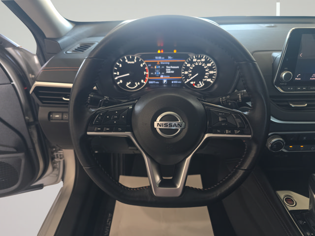 Used 2019 Nissan Altima 2.5 SR w/ SR Premium Package AWD/4WD image 14