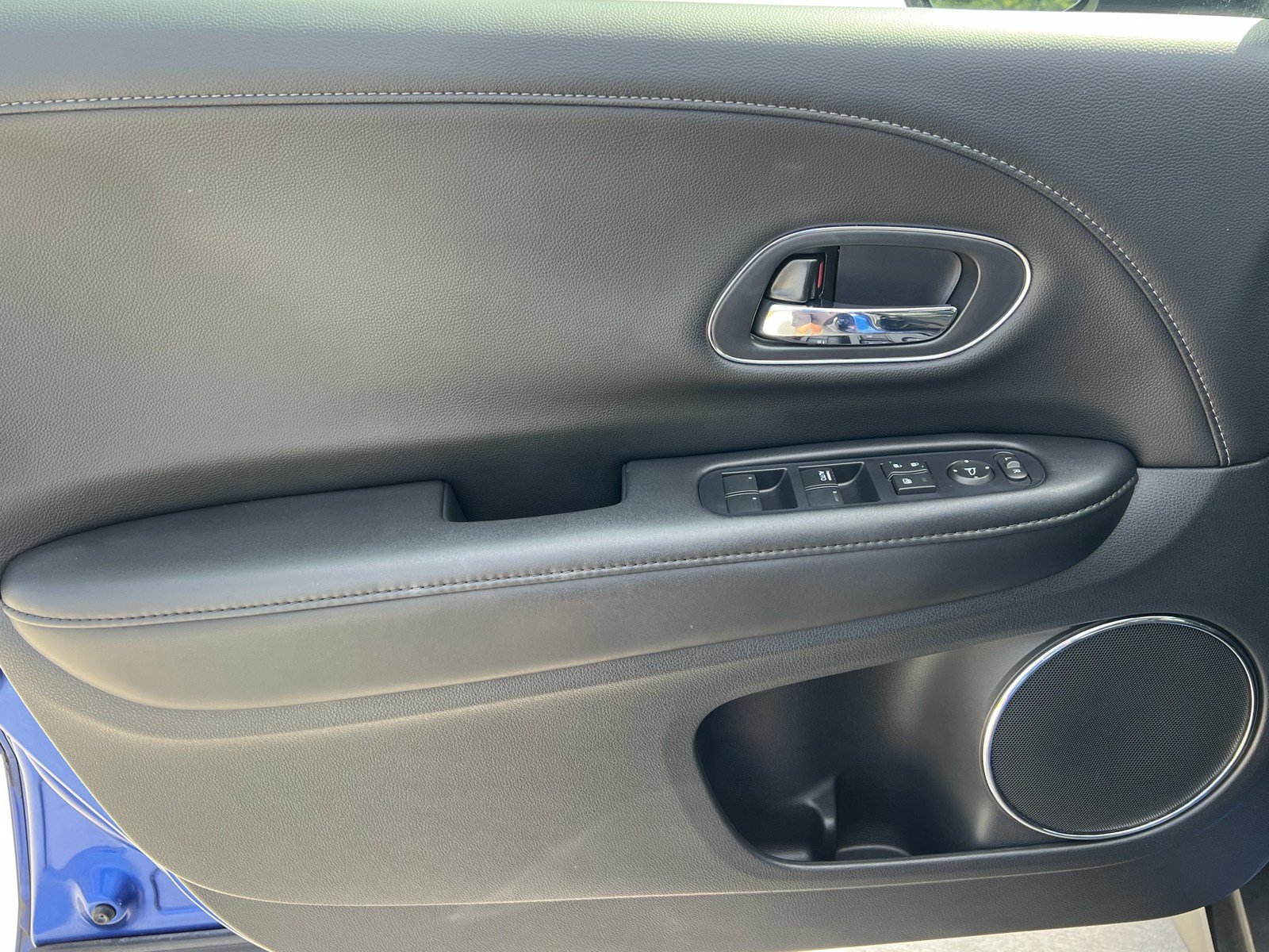 Used 2020 Honda HR-V EX-L image 14