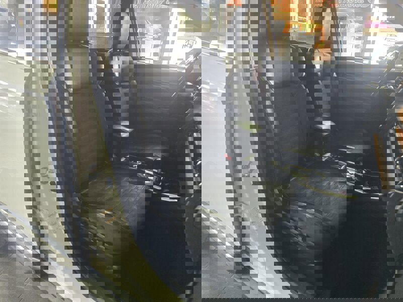 Used 2019 Mitsubishi Outlander SE image 15