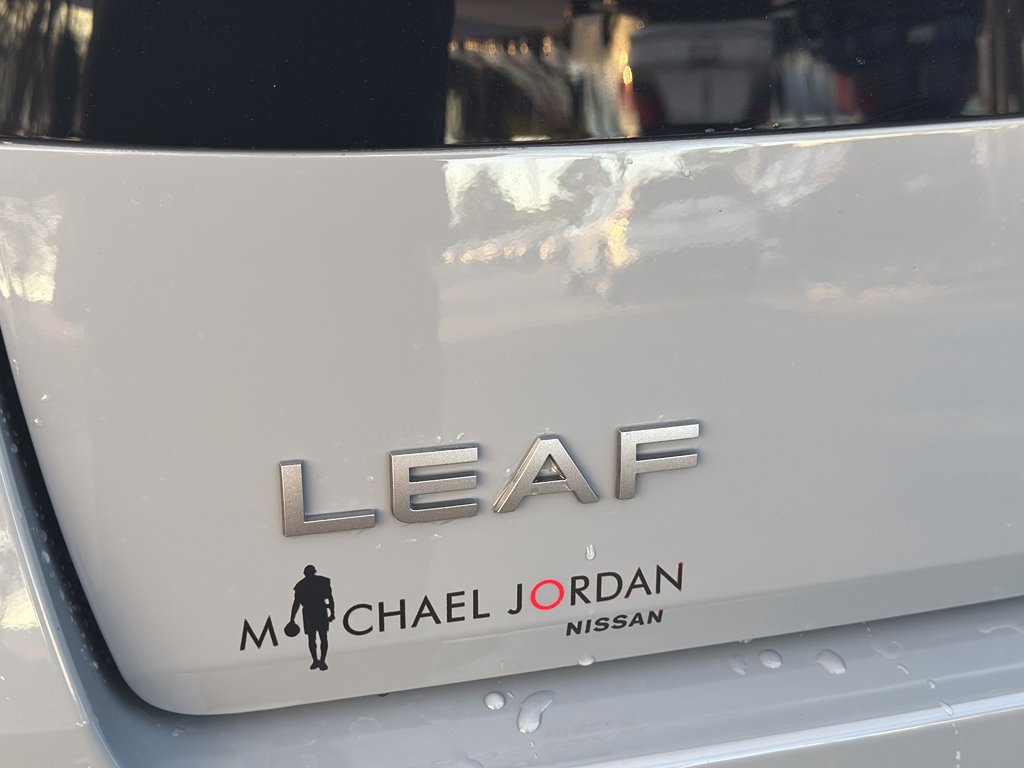 New 2026 Nissan Leaf Platinum+ w/ Cargo Package (Platinum+) image 12