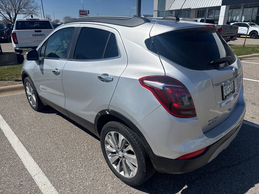 Used 2018 Buick Encore Preferred image 2