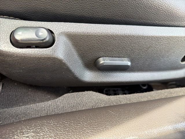 Used 2010 Ford Mustang Premium image 16