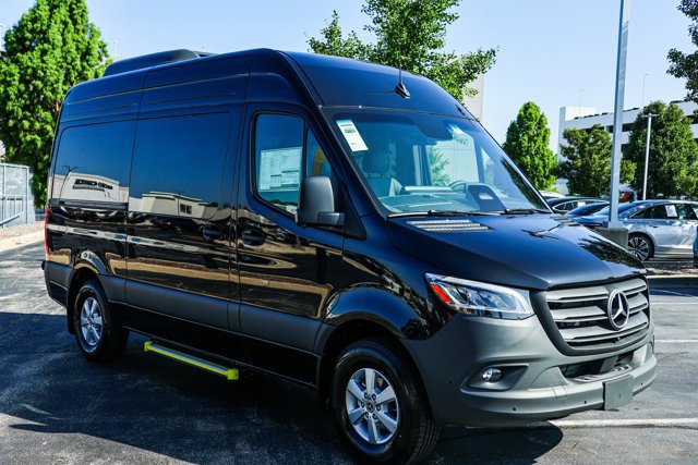 New 2026 Mercedes-Benz Sprinter 2500 video 3