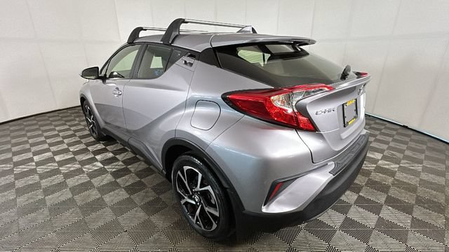 Used 2018 Toyota C-HR XLE FWD image 4