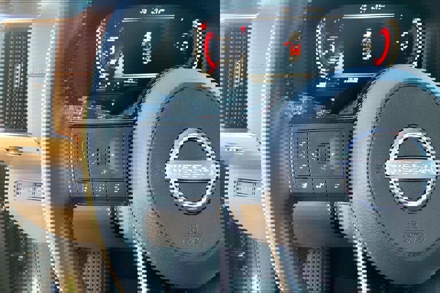 Used 2022 Nissan Pathfinder Platinum w/ Cargo Package image 23