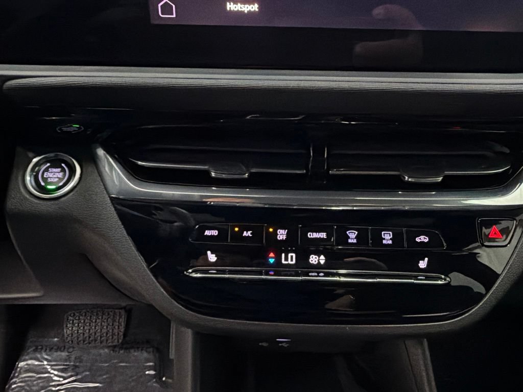 Used 2025 Buick Envista Avenir FWD image 17