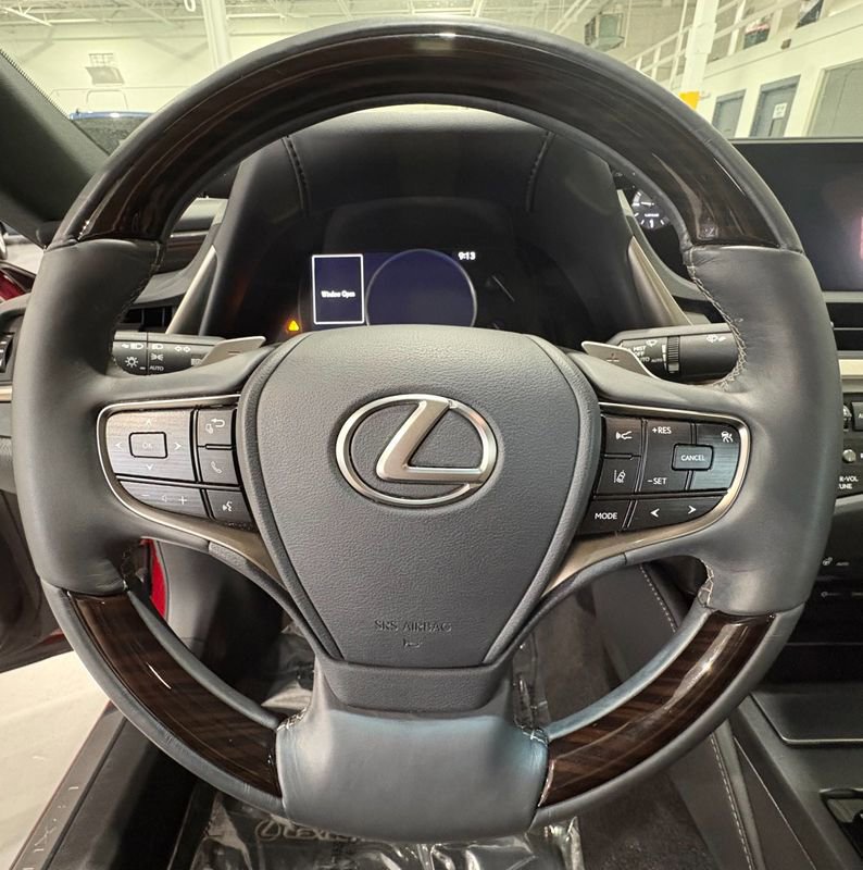 Used 2019 Lexus ES 350 w/ Premium Package FWD image 12