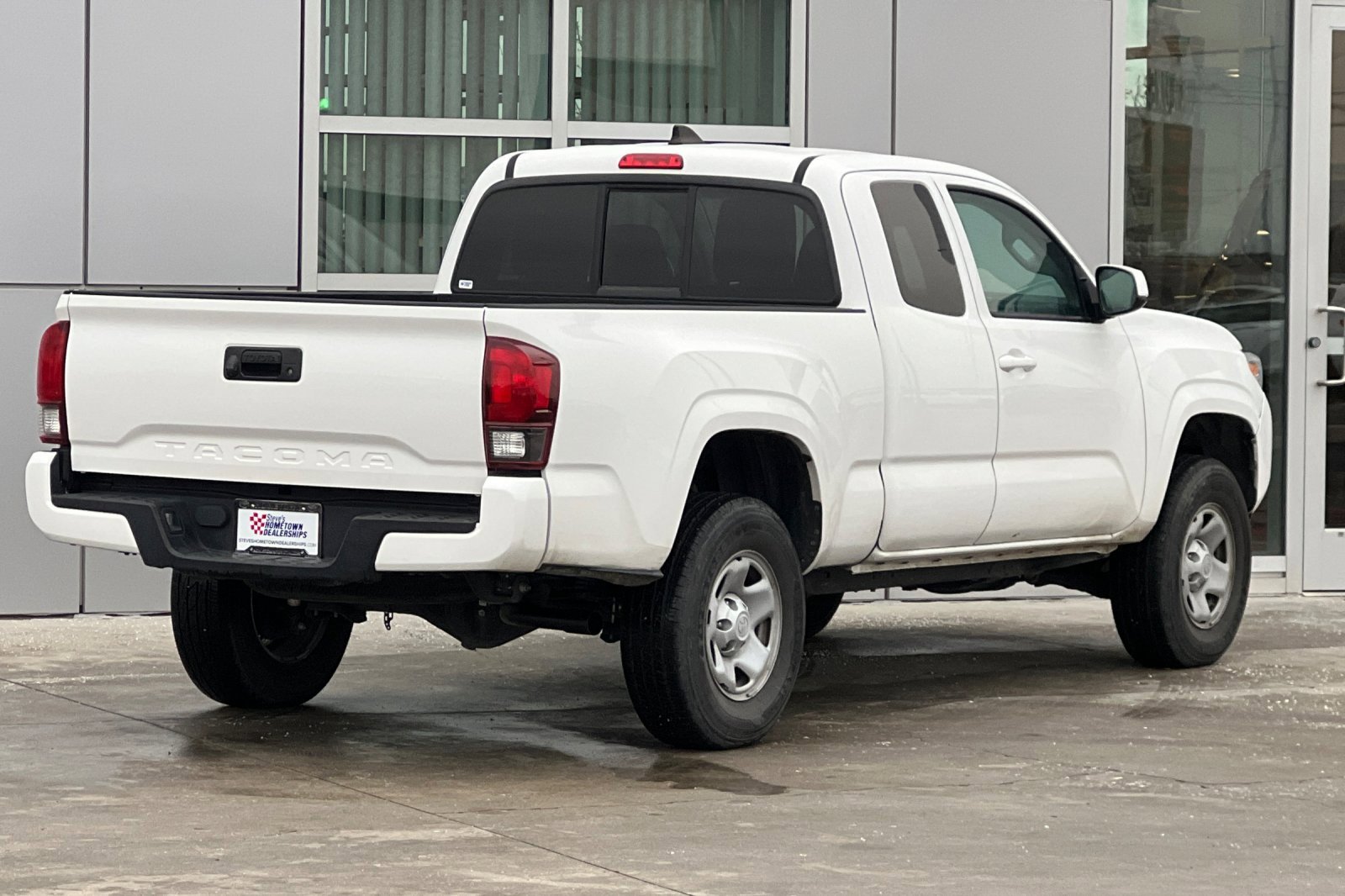 Certified 2023 Toyota Tacoma SR image 4