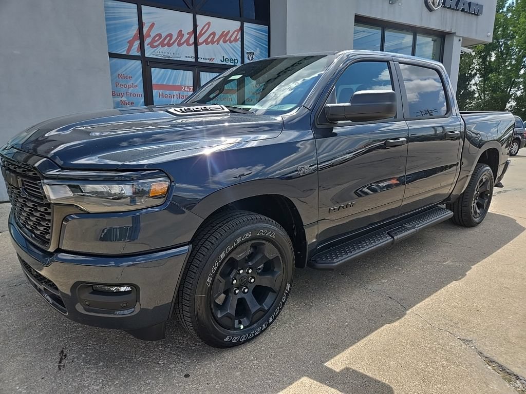 New 2027 RAM 1500 Express AWD/4WD image 2