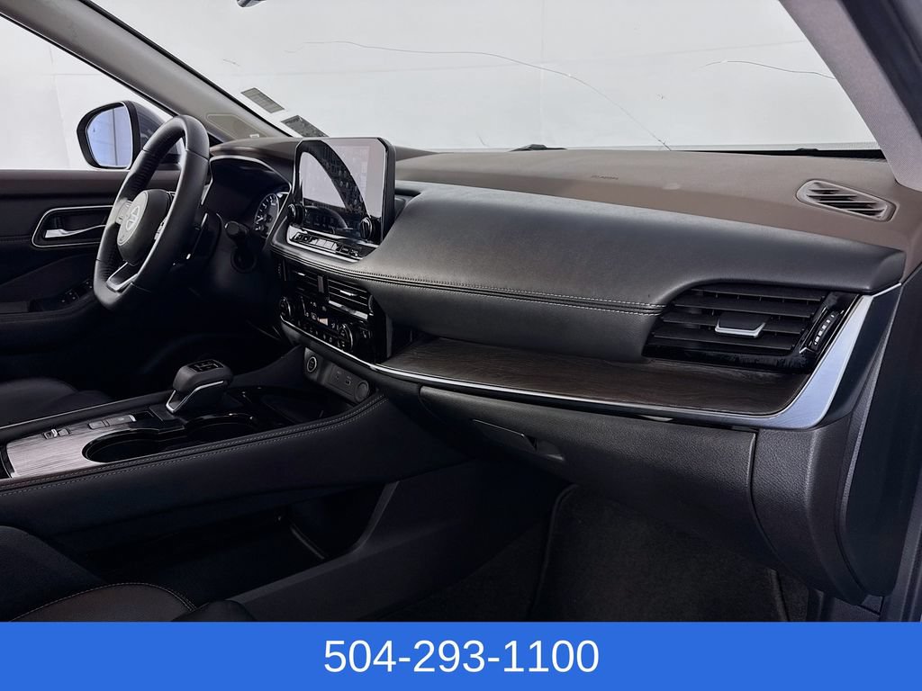 Used 2021 Nissan Rogue SL w/ Premium Package FWD image 32