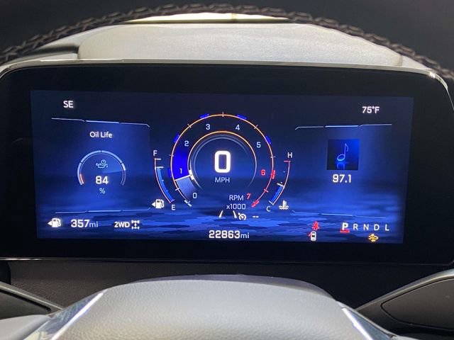 Used 2025 Chevrolet Traverse LT image 21