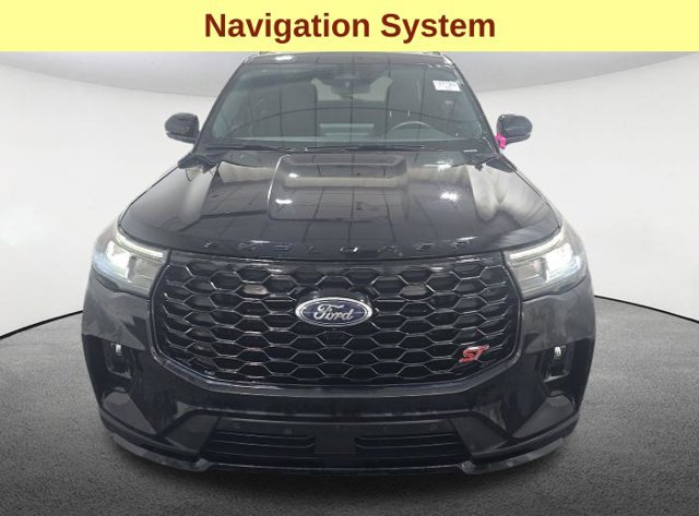 Used 2025 Ford Explorer ST AWD/4WD image 4