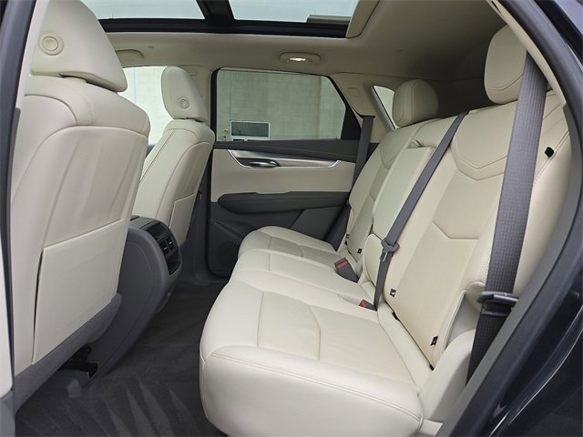 Used 2021 Cadillac XT5 Premium Luxury image 10