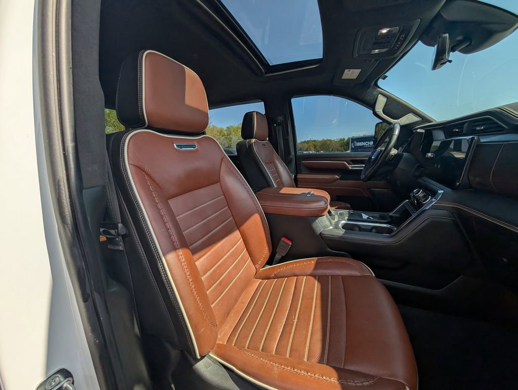 Used 2024 GMC Sierra 2500 Denali Ultimate AWD/4WD image 17