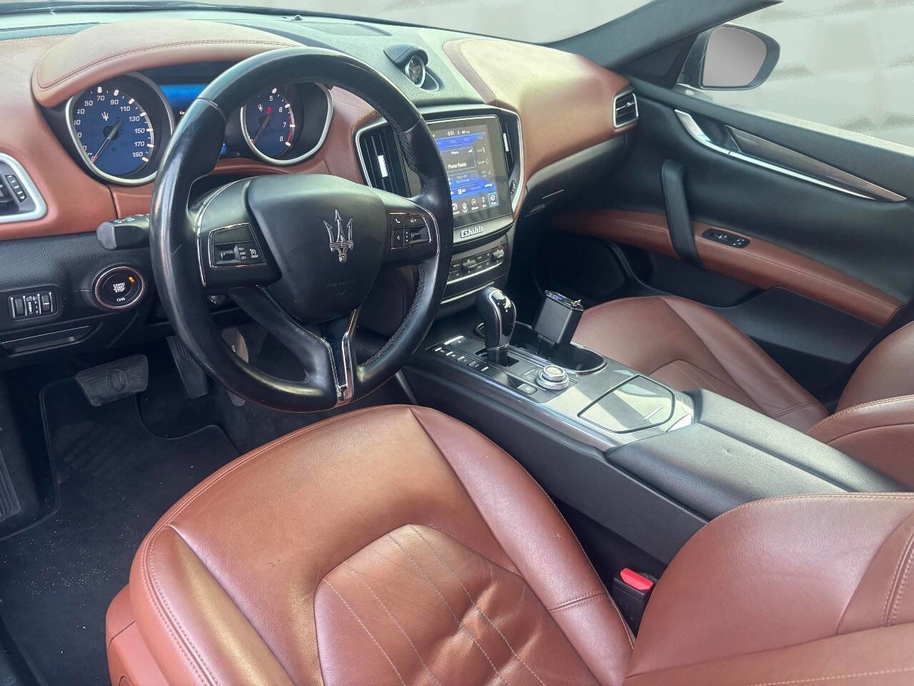 Used 2017 Maserati Ghibli RWD image 11