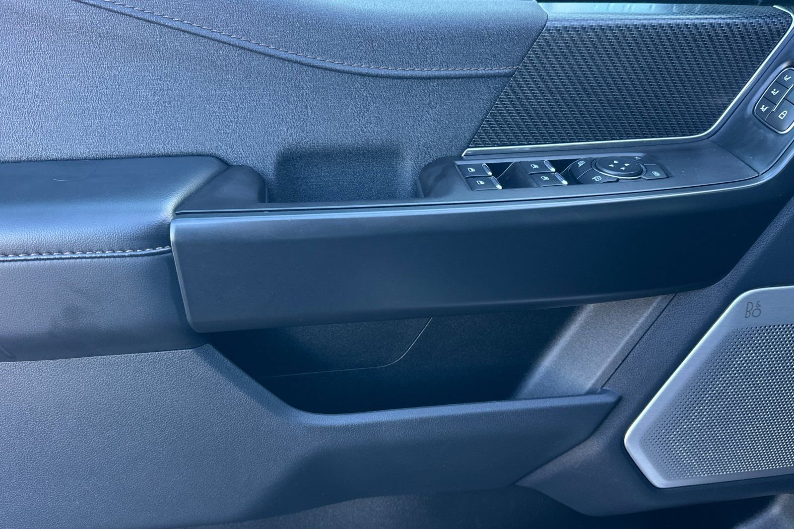 Used 2022 Ford F150 Raptor w/ Raptor 37 Performance Package image 11