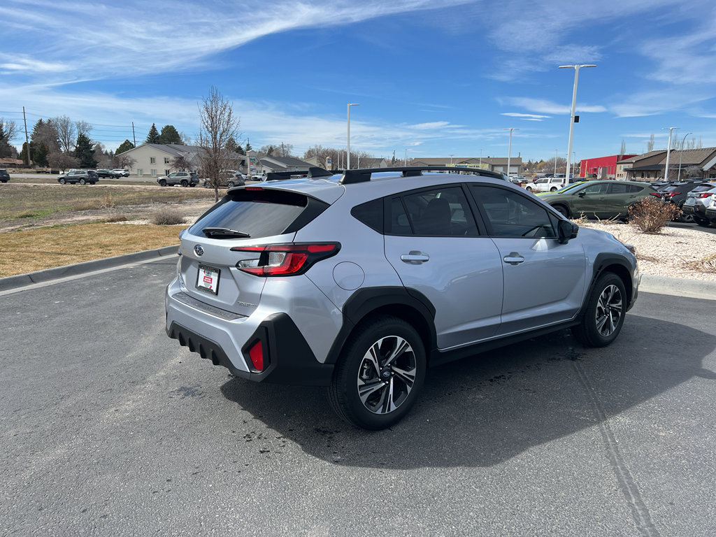 Used 2024 Subaru Crosstrek 2.0i Premium image 4