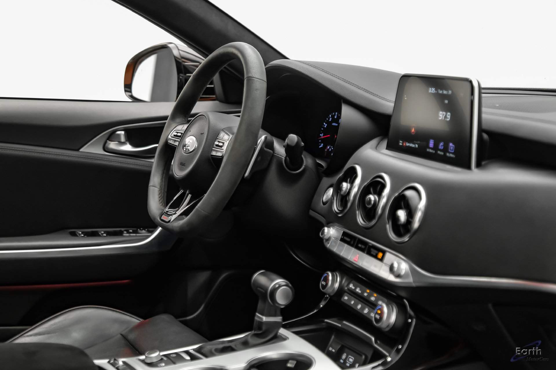 Used 2019 Kia Stinger GTS RWD image 46