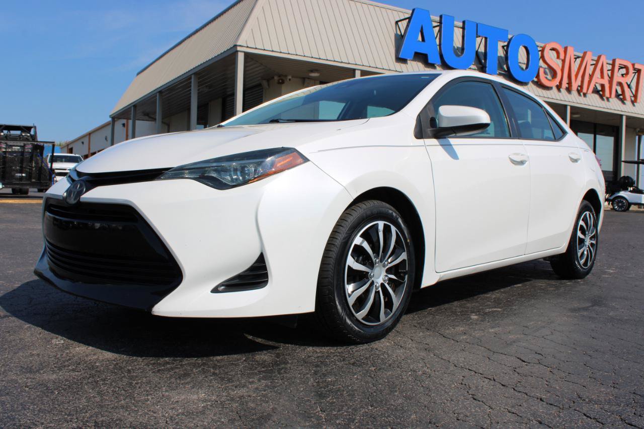 Used 2019 Toyota Corolla LE FWD image 12