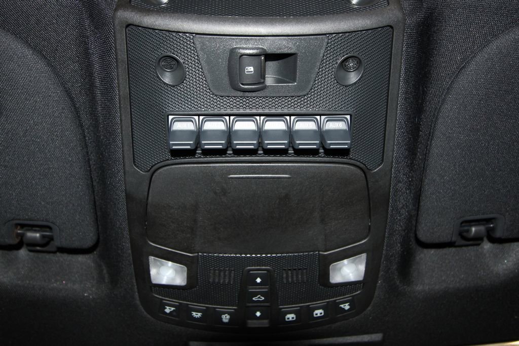 Used 2019 Ford F150 Raptor w/ Equipment Group 802A Luxury image 23