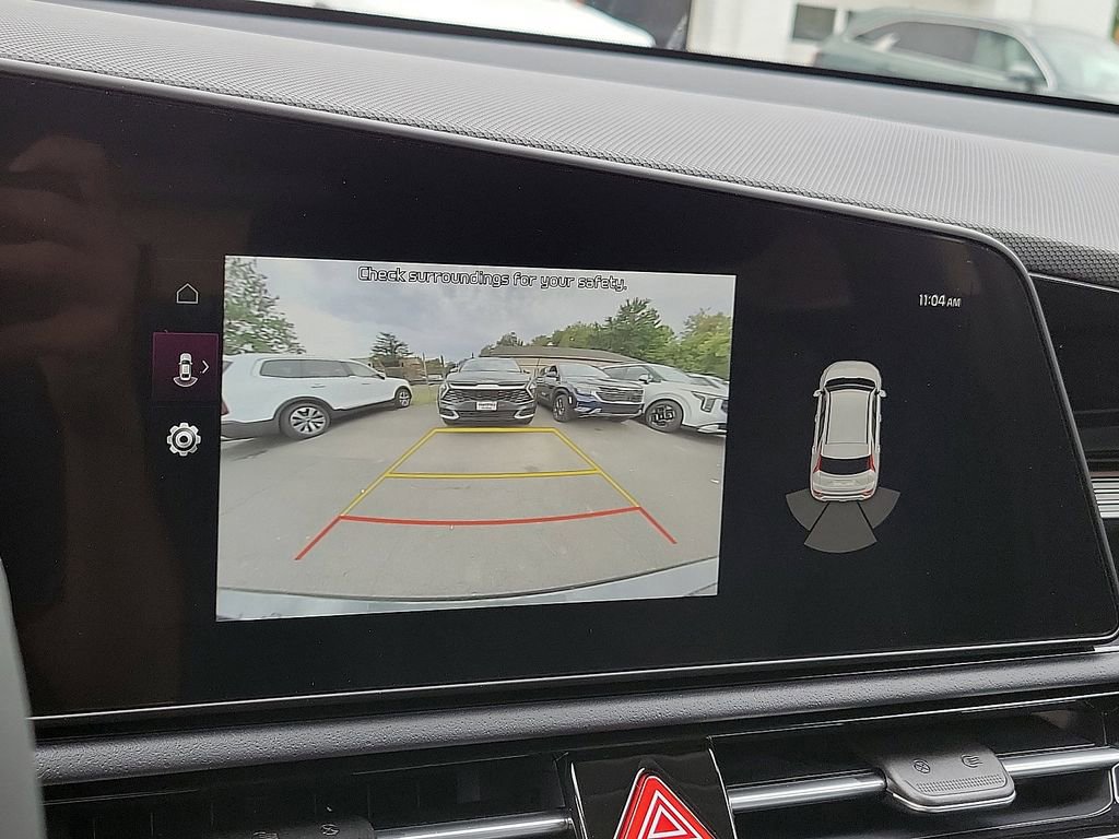 New 2025 Kia Niro EX image 9